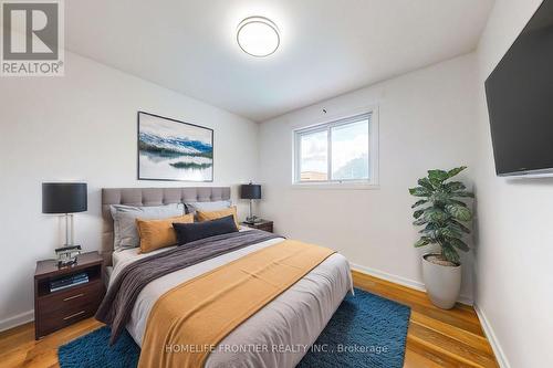 267 Grove Street E, Barrie, ON - Indoor Photo Showing Bedroom