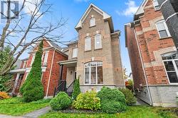 21 SPRING MEADOW AVENUE  Markham, ON L6B 1B5