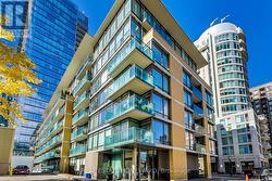 305 - 21 SCOLLARD STREET  Toronto, ON M5R 1G1