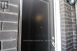 1 - 33 CREEKBANK ROAD  Toronto, ON M6L 1C7