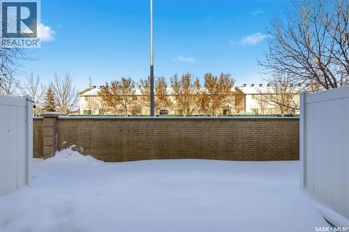 2748 Cranbourn Crescent, Regina, SK - Outdoor