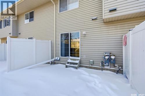 2748 Cranbourn Crescent, Regina, SK - Outdoor With Exterior