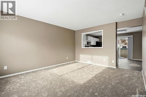 2748 Cranbourn Crescent, Regina, SK - Indoor Photo Showing Other Room