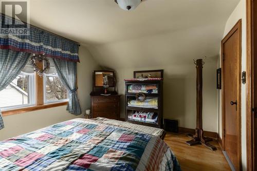 55 Riverview Ave, Sault Ste. Marie, ON - Indoor Photo Showing Bedroom