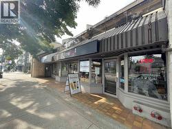 3619 KINGSWAY STREET  Vancouver, BC V5R 5M1