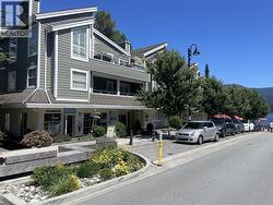 105C & 106C 4390 GALLANT AVENUE  North Vancouver, BC V7G 1L2