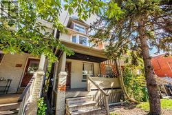 935 BATHURST STREET  Toronto, ON M5R 3G4