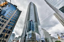 4704 - 180 UNIVERSITY AVENUE  Toronto, ON M5H 0A2