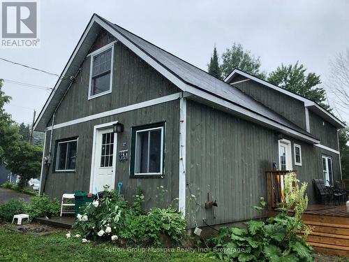 27 HENRY STREET  Huntsville (Chaffey), ON P1H 1V5