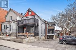 48 LOUISA STREET  Ottawa, ON K1R 6Y8