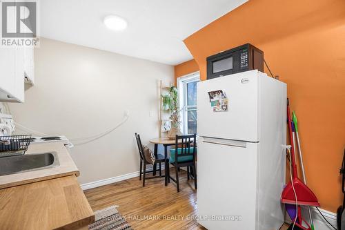 apt. 2 - 48 Louisa Street, Ottawa, ON - Indoor Photo Showing Kitchen