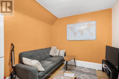 apt. 2 - 48 Louisa Street, Ottawa, ON - Indoor Photo Showing Living Room