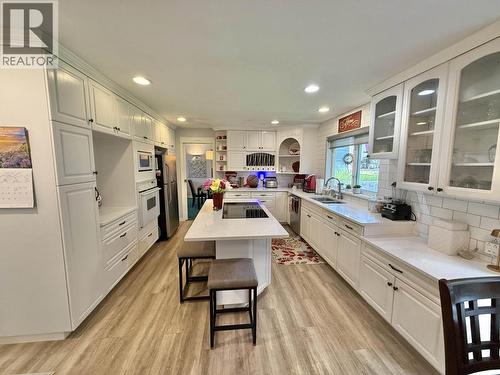 108 Lawlor Drive, Quesnel, BC - Indoor Photo Showing Kitchen With Double Sink