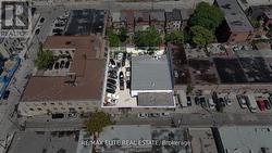 20 JENET AVENUE  Toronto, ON M6H 1R4