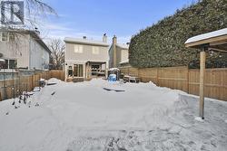 Covered eating area off dining room - 