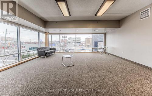 401 - 8 Hickory Street W, Waterloo, ON - Indoor Photo Showing Other Room