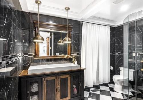 11833  102 Avenue, Edmonton, AB 