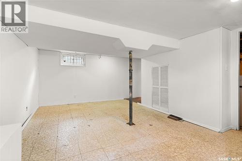 1357 Elphinstone Street, Regina, SK - Indoor
