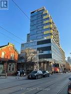 221 - 195 MCCAUL STREET  Toronto, ON M5T 0E5