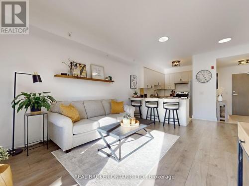 122 - 481 RUPERT AVENUE  Whitchurch-Stouffville, ON L4A 1Y7