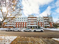 309 - 2485 WOKING CRESCENT  Mississauga, ON L5K 1Z6
