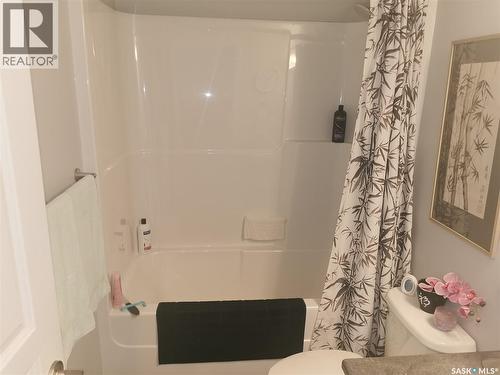 307 923 Kristjanson Road, Saskatoon, SK - Indoor Photo Showing Bathroom