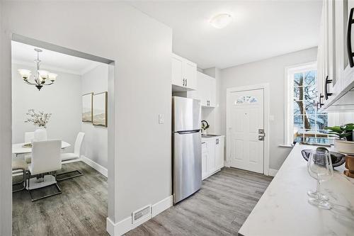 472 Walker Avenue, Winnipeg, MB - Indoor Photo Showing Other Room