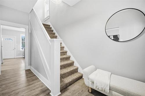 472 Walker Avenue, Winnipeg, MB - Indoor Photo Showing Other Room
