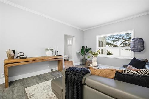 472 Walker Avenue, Winnipeg, MB - Indoor