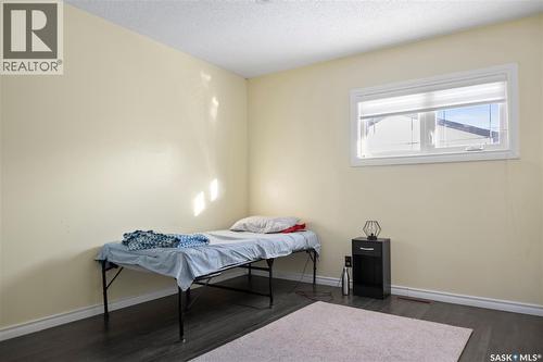 87 Robinson Crescent, Regina, SK - Indoor Photo Showing Bedroom