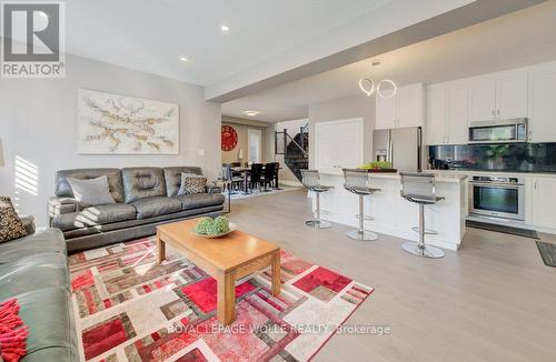 43 Greyhawk Street, Kitchener, ON - Indoor Photo Showing Living Room