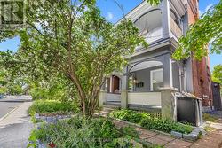 1 - 111 SPADINA AVENUE  Ottawa, ON K1Y 2B9