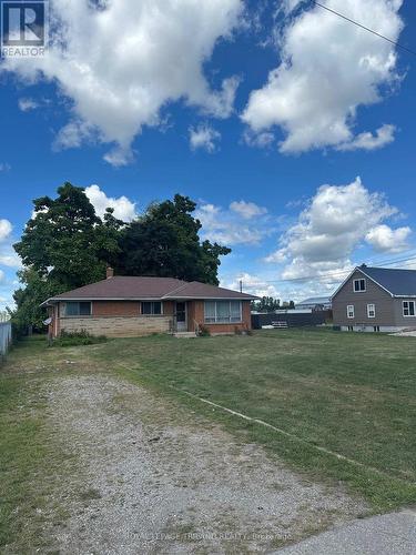 1780 Gore Road, London East (East Q), ON - Outdoor