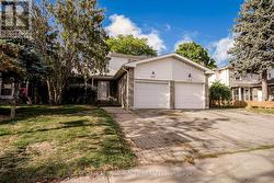 122 VALDOR DRIVE  Toronto, ON M1V 1R5