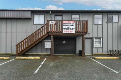 821 Shamrock Pl, Comox, BC 
