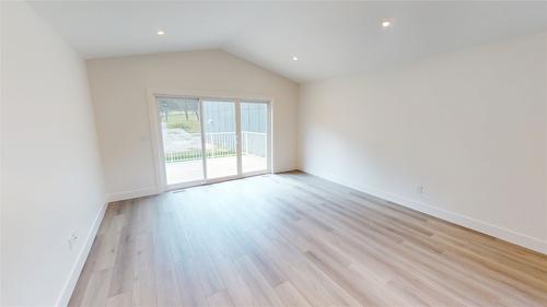 B-353 Legacy Lookout, Cranbrook, BC - Indoor Photo Showing Other Room