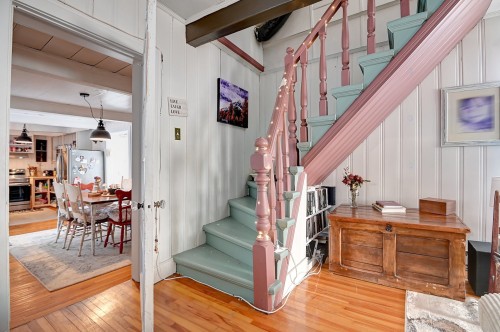 Escalier - 860 Rue De Frontenac, Berthierville, QC - Indoor Photo Showing Other Room