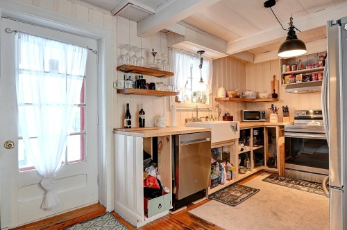 Cuisine - 860 Rue De Frontenac, Berthierville, QC - Indoor Photo Showing Other Room