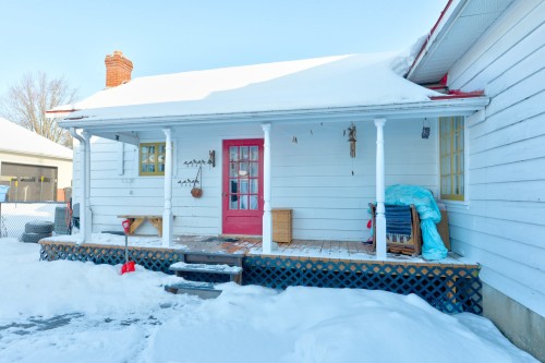 Face arrière - 860 Rue De Frontenac, Berthierville, QC - Outdoor With Exterior