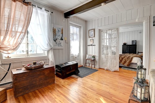 Hall d'entrée/Vestibule - 860 Rue De Frontenac, Berthierville, QC - Indoor Photo Showing Other Room