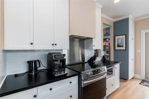 45 Renfrew St, Winnipeg, MB 