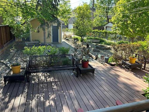 45 Renfrew St, Winnipeg, MB 