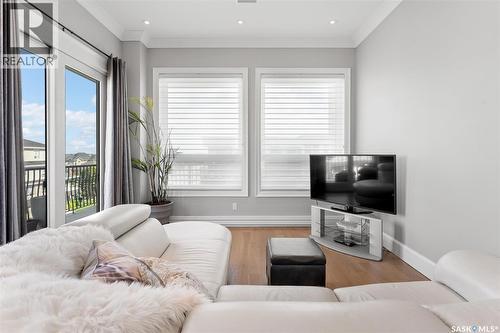 306 404 Cartwright Street, Saskatoon, SK - Indoor