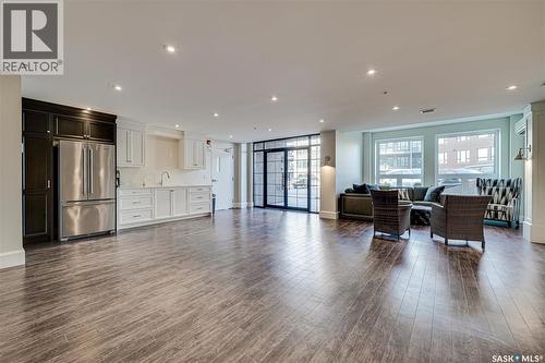 306 404 Cartwright Street, Saskatoon, SK - Indoor