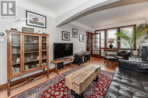 131 Adeline Avenue, Hamilton, ON - Indoor Photo Showing Other Room