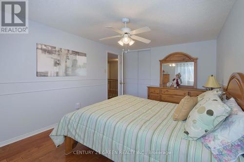418 Chieftan Circle, Mississauga, ON - Indoor Photo Showing Bedroom