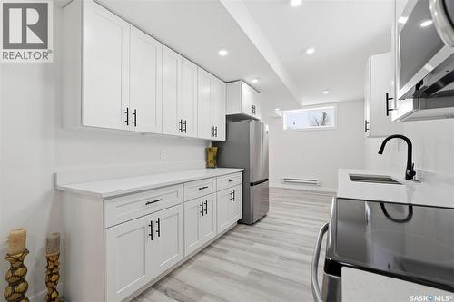 1401 23Rd Street, Saskatoon, SK - Indoor Photo Showing Other Room