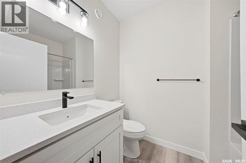1401 23Rd Street, Saskatoon, SK - Indoor Photo Showing Bathroom