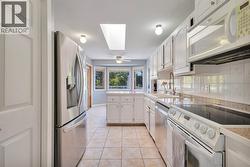 Newer fridge & dishwasher - 