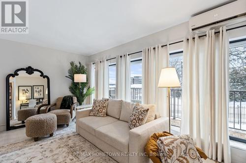 406 - 109 King Street E, Brockville, ON - Indoor Photo Showing Living Room